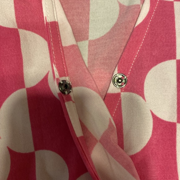 Romper, adorable for anytime, anywhere. Throw it on and you are good to go!! - Picture 9 of 9